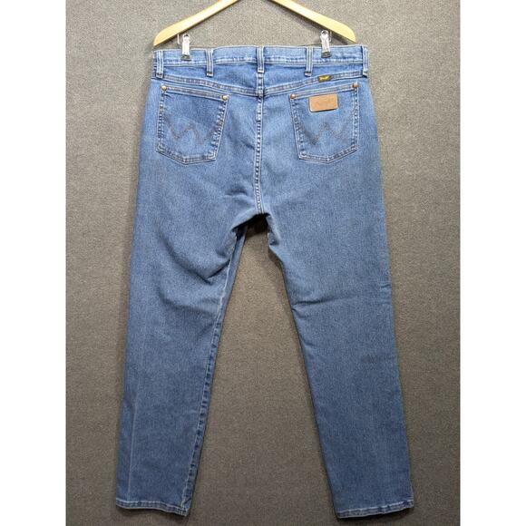 Wrangler Cowboy Cut Jeans Mens 38x34 Original Fit Active Flex Destroyed 13MAFGK - Picture 2 of 14